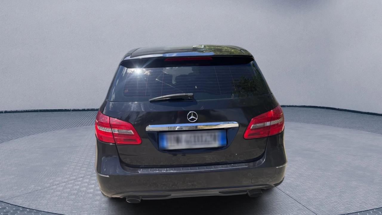 Mercedes-benz B 200 CDI BlueEFFICIENCY Executive