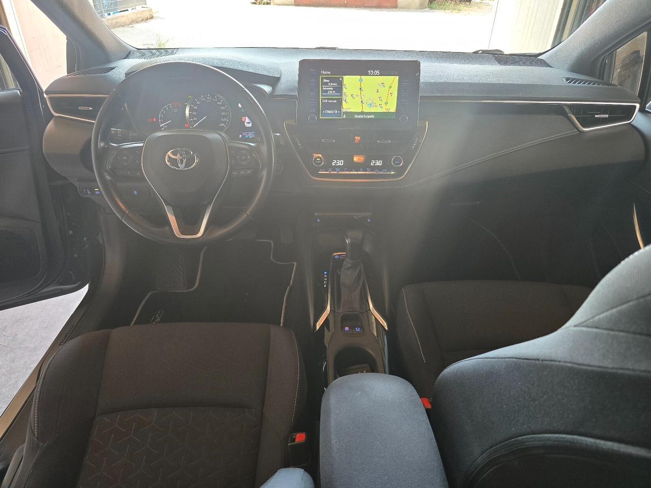 Toyota Corolla Touring Sports 1.8 Hybrid Business