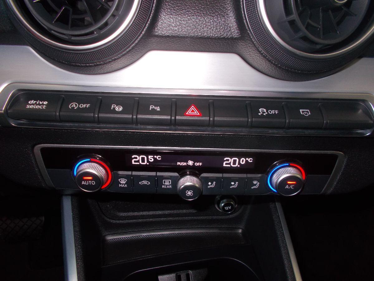 AUDI - Q2 - 30 TDI S tronic Admired