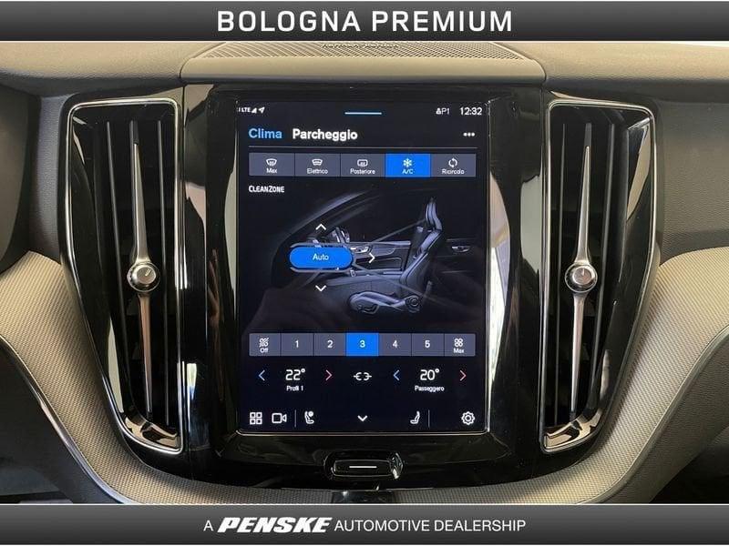 Volvo XC60 XC60 B4 automatico Plus Dark