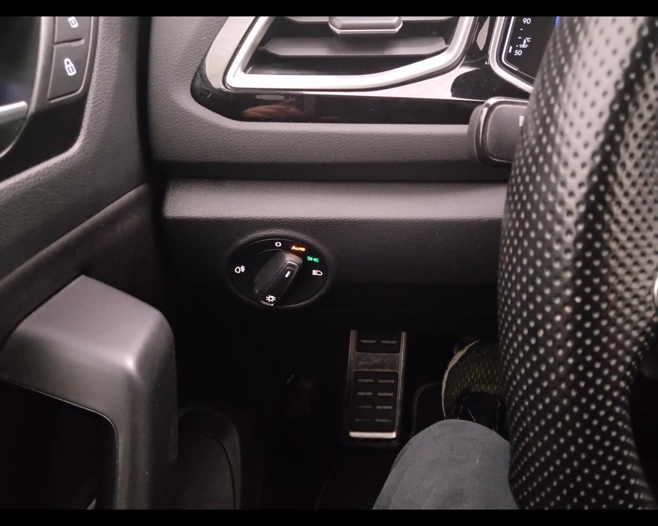 VOLKSWAGEN T-Roc I 2022 - T-Roc 2.0 tdi R-Line 115cv