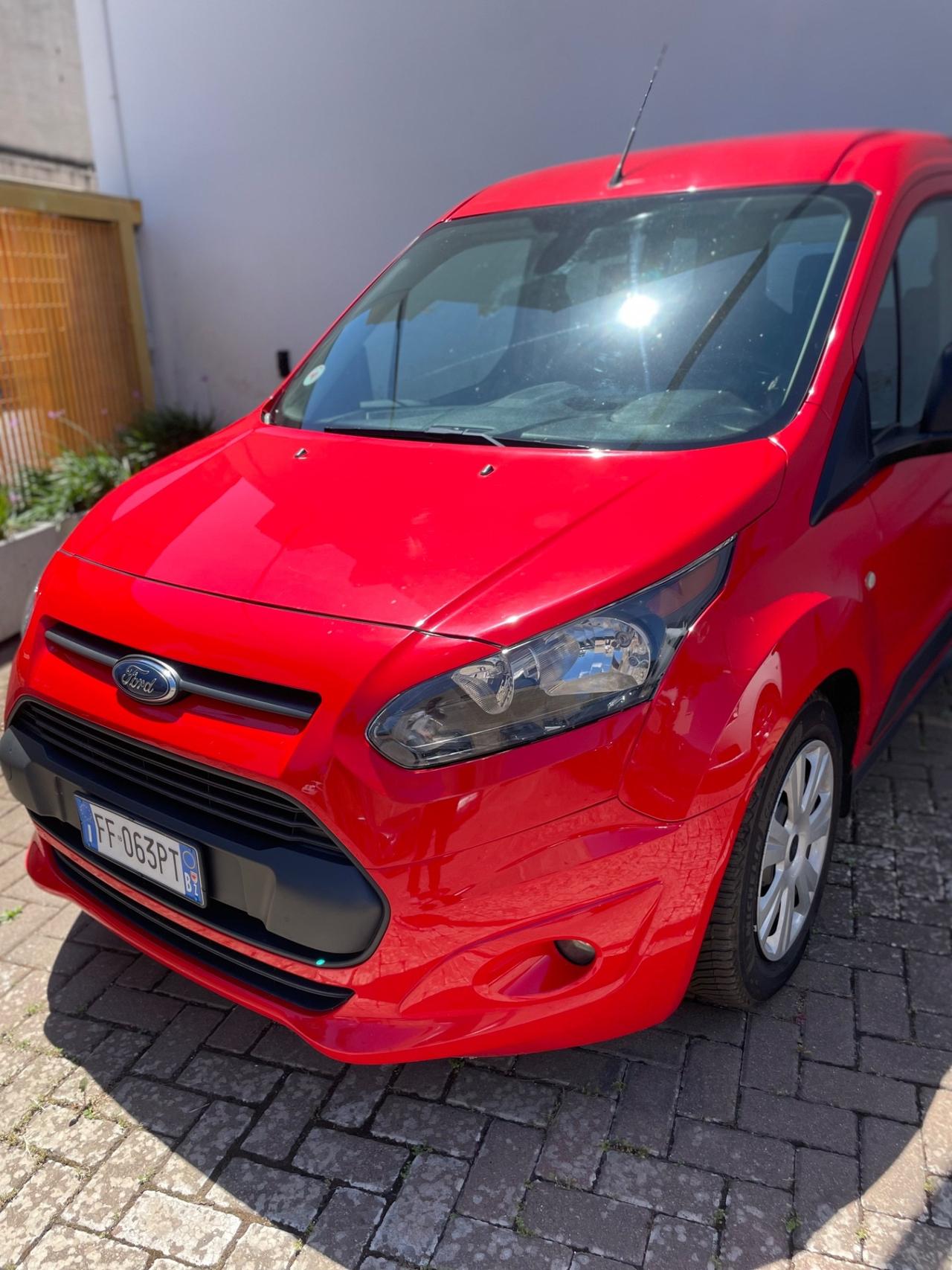 Ford Tourneo Connect Tourneo Connect 1.5 TDCi 120 CV Titanium