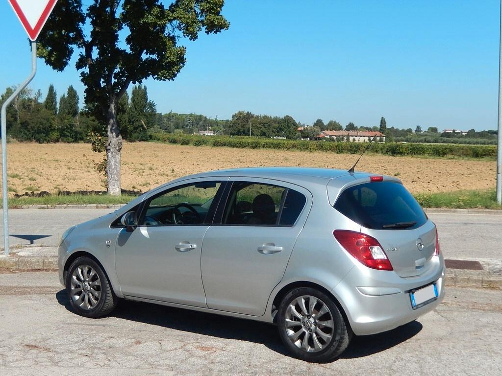 OPEL CORSA D 1.2 benzina -UNICO PROPRIETARIO