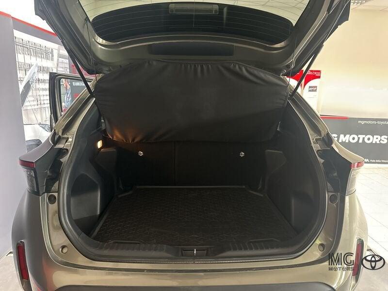 Toyota Yaris Cross 1.5 Hybrid 5p. E-CVT AWD-i Trend
