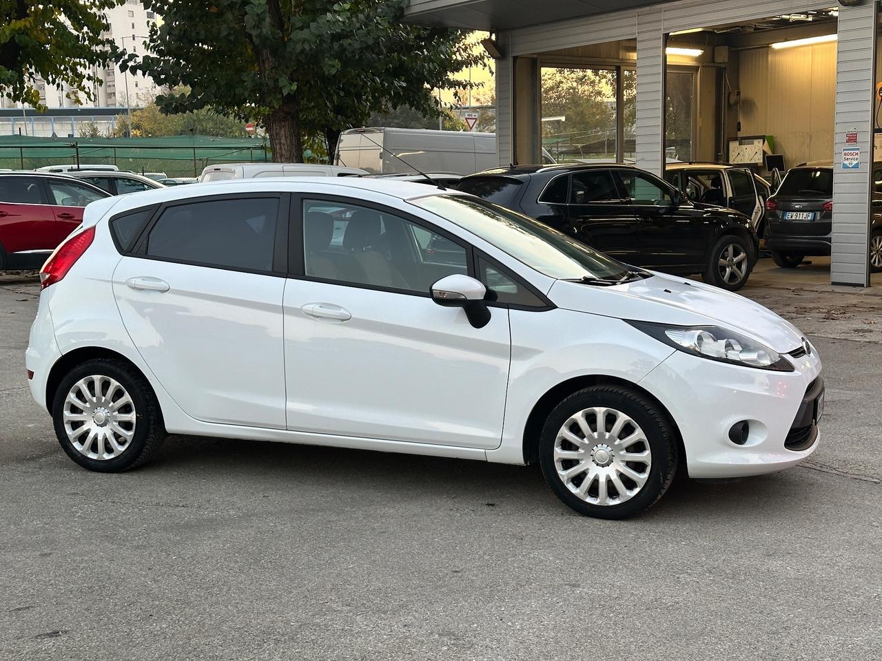 Ford Fiesta 1.4 5 porte Bz.- GPL Titanium