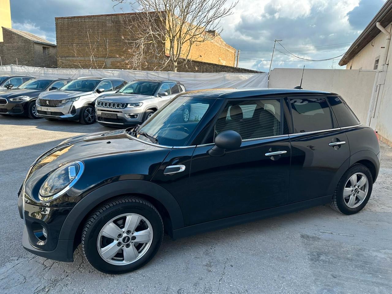 Mini Cooper 1.5 D 5 porte 95 cv - 2019