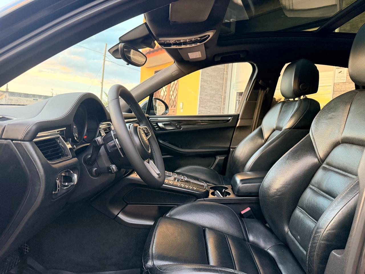 Porsche Macan 3.0 S -Tetto-Pasm-Full-Total BLACK