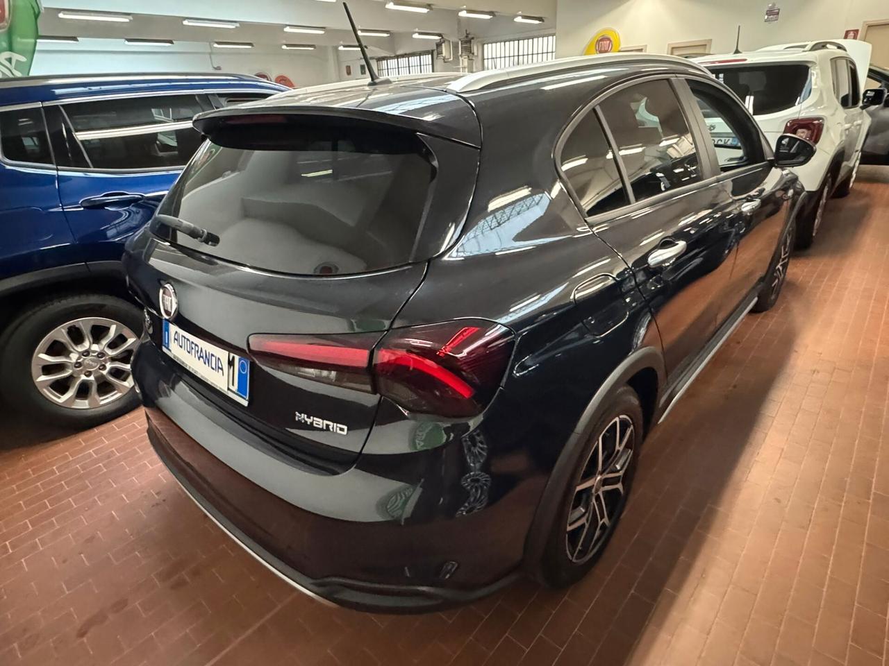 Fiat Tipo 1.5 Hybrid DCT 5 porte Cross