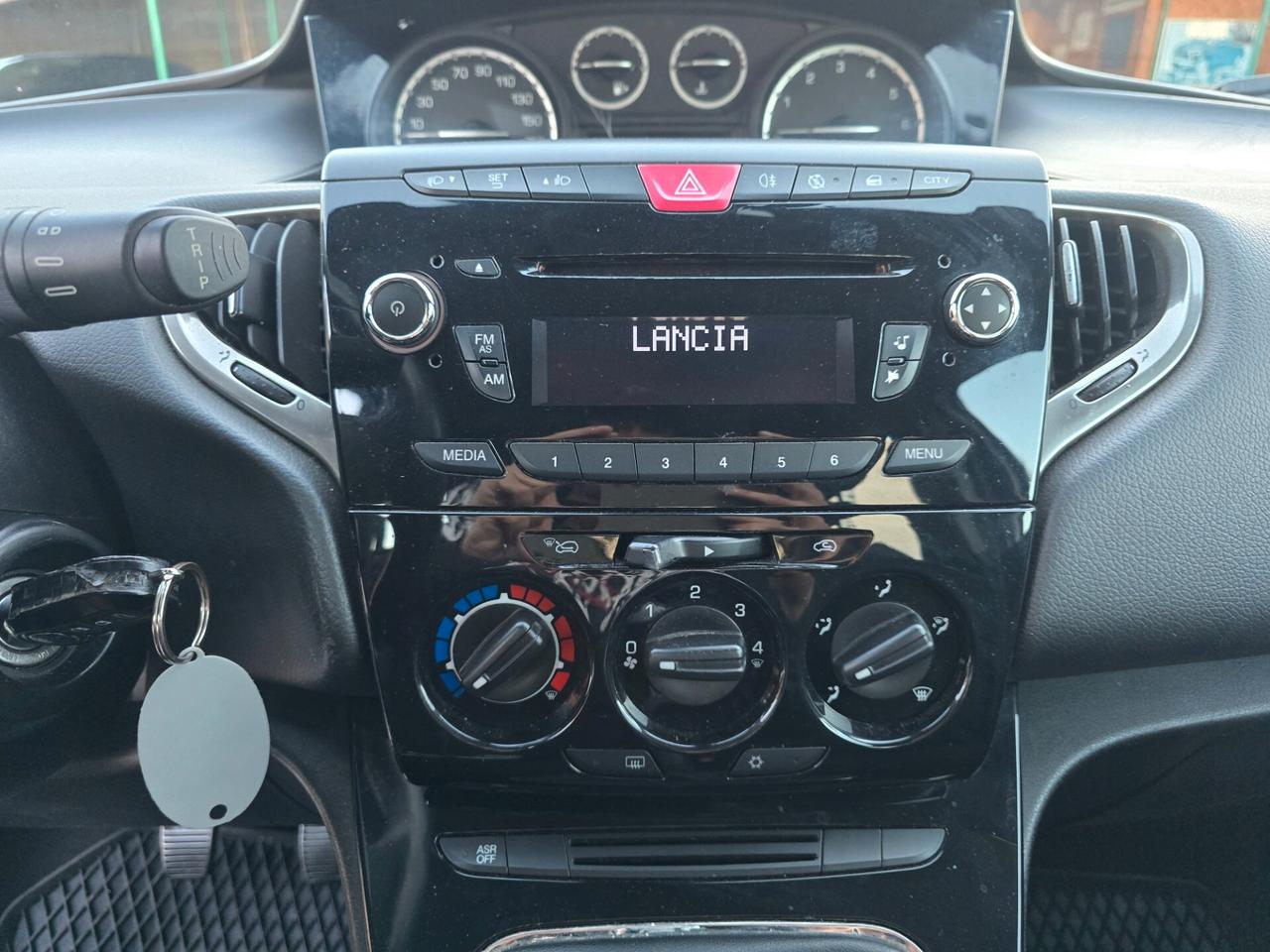 Lancia Ypsilon 1.2 GPL EURO5 69 CV FULL OPT 2014