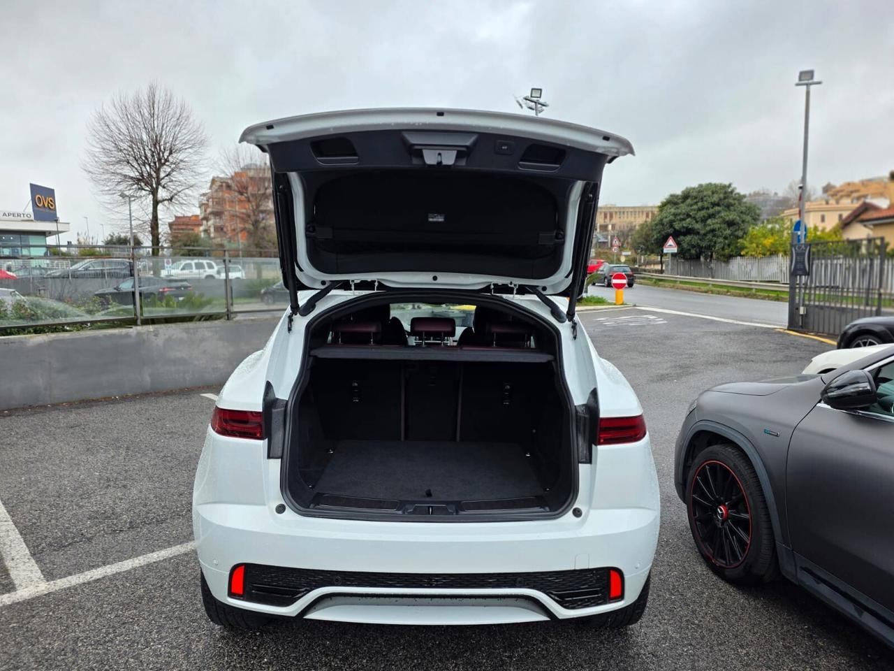 Jaguar E-Pace 2.0D I4 163 CV AWD Auto R-Dynamic HSE