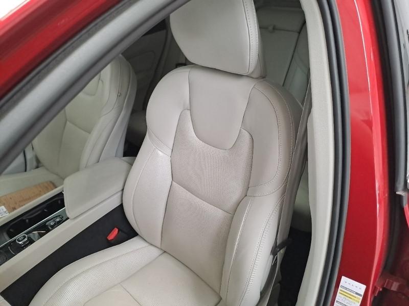 VOLVO XC60 T6 PLUG-IN AWD AUTO PLUS BRIGHT SUV