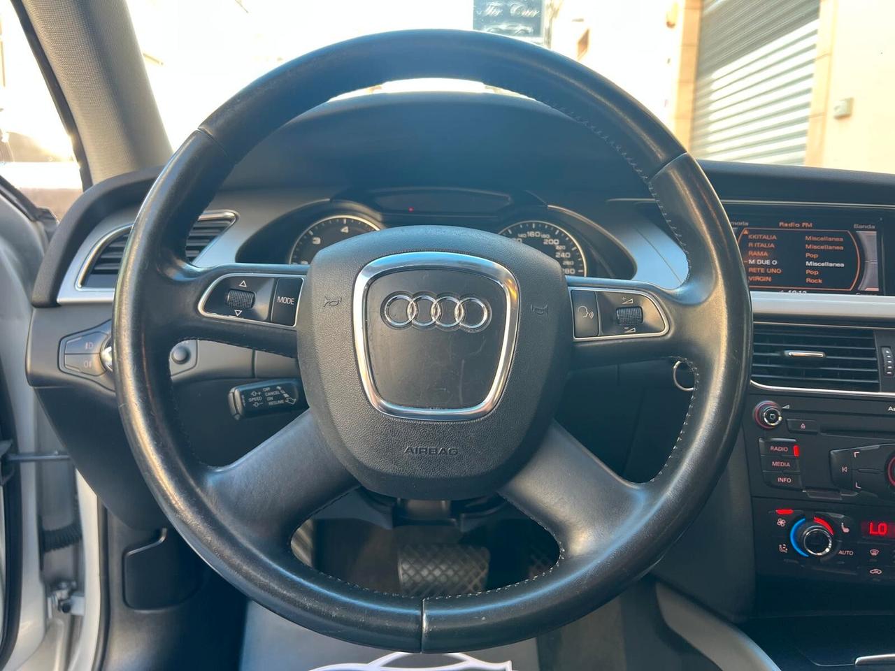 AUDI A4 AVANT 2.0 TDI 143CV 105KW CRUISE PELLE NEOPATENTATI ANNO 2010
