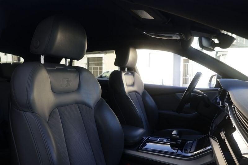 Audi Q8 Audi Q8 50 TDI 286 CV quattro tiptronic S LINE Unicoproprietario