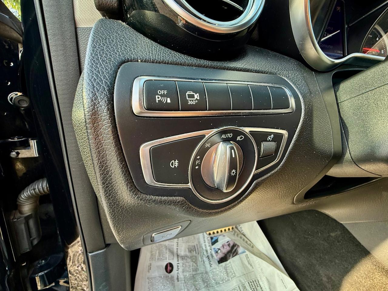 MERCEDES-BENZ GLC 220 D 4 MATIC AMG PREMIUM IVA ESPOSTA