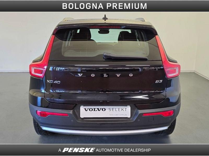 Volvo XC40 XC40 B3 automatico Core