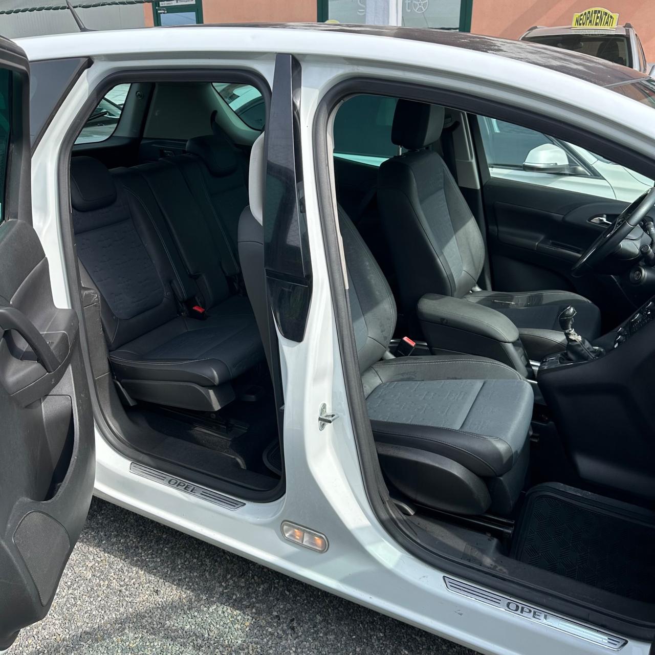 Opel Meriva 1.7 CDTI 110CV b-color Panoramic