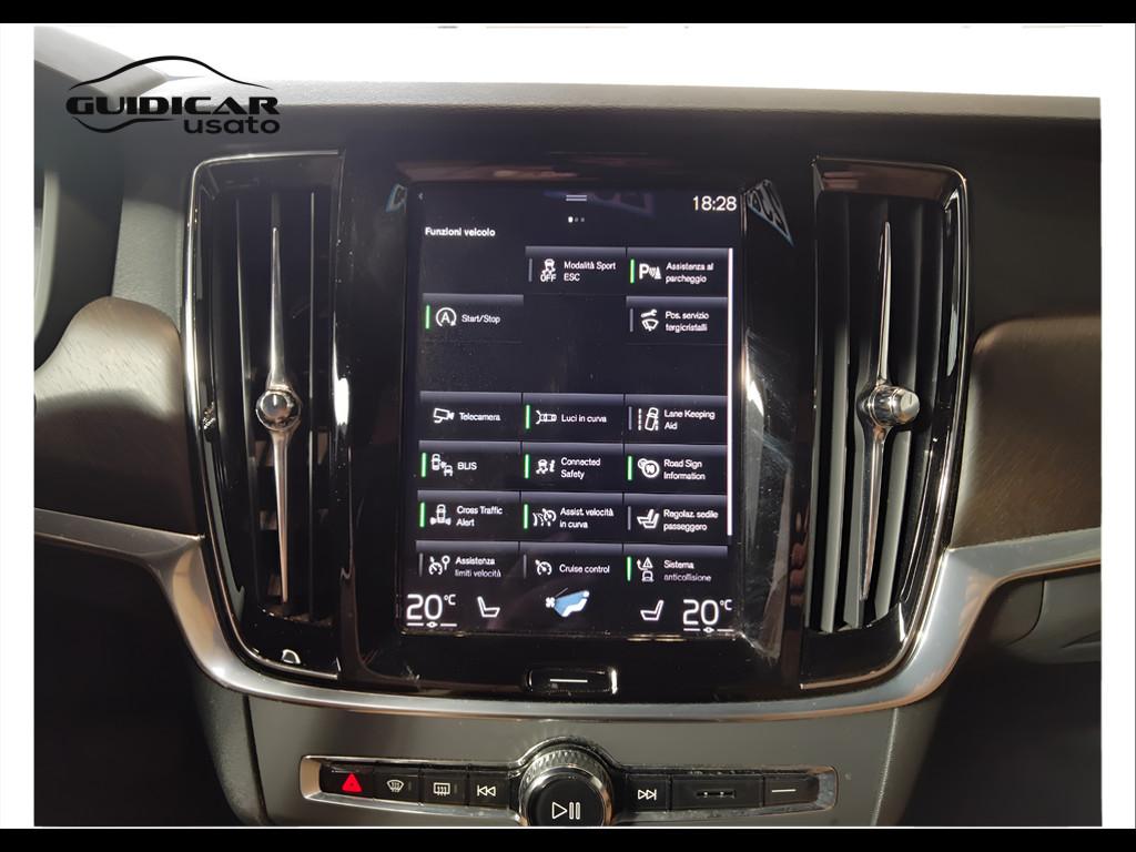 VOLVO V90 2016 Cross Country - V90 Cross Country 2.0 d4 Pro awd ge