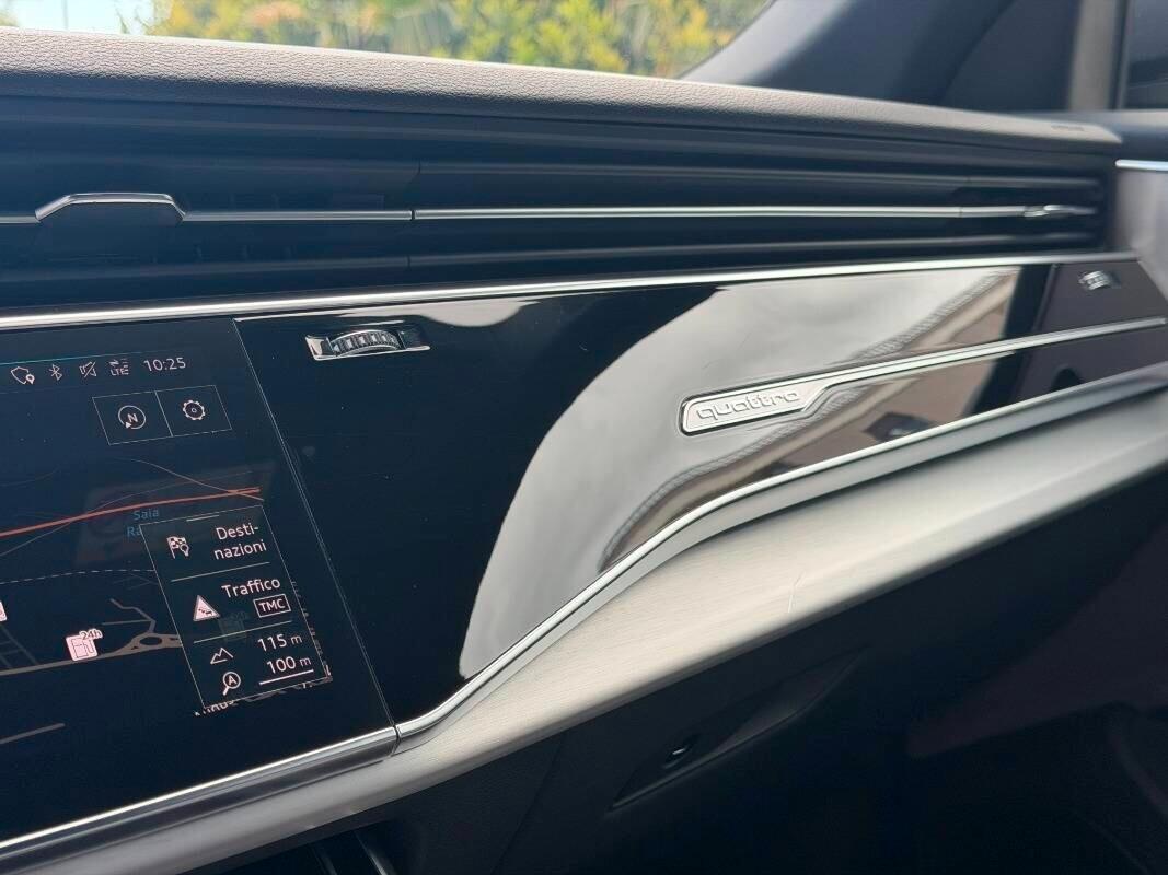Audi Q8 50 TDI 286 CV quattro tiptronic