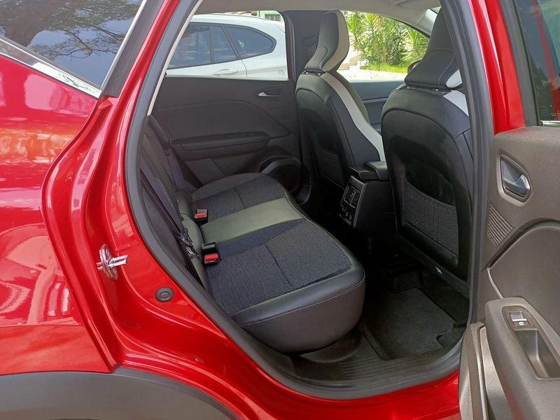 Renault Captur 1.6 E-Tech phev Intens 160cv auto my21