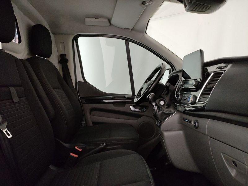 Ford Transit Custom 340 2.0 tdci 170cv Titanium L1H1 E6