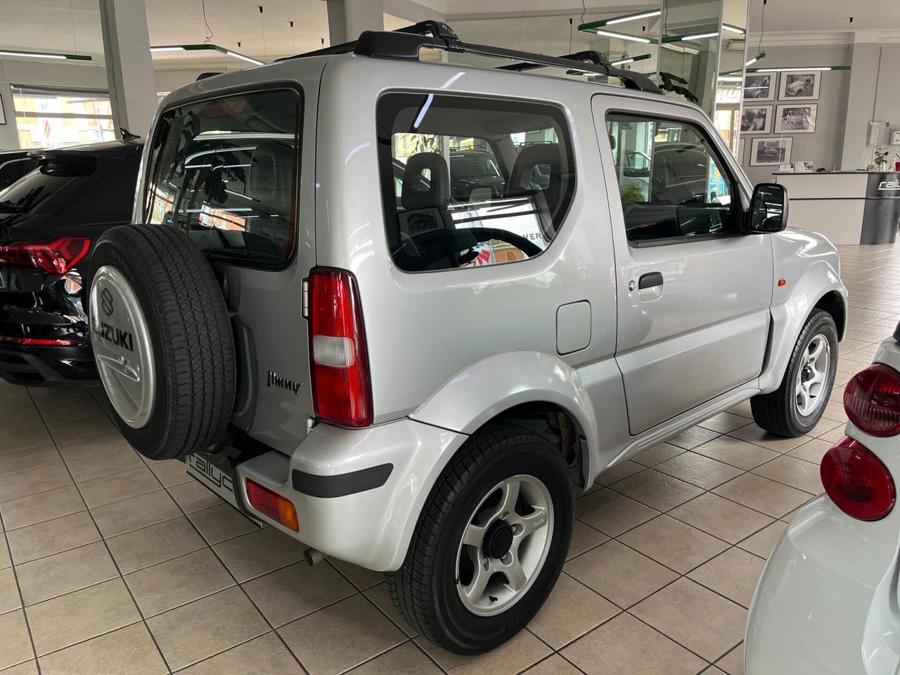 Suzuki Jimny 1.3 4WD JLX Special - 39.786 km