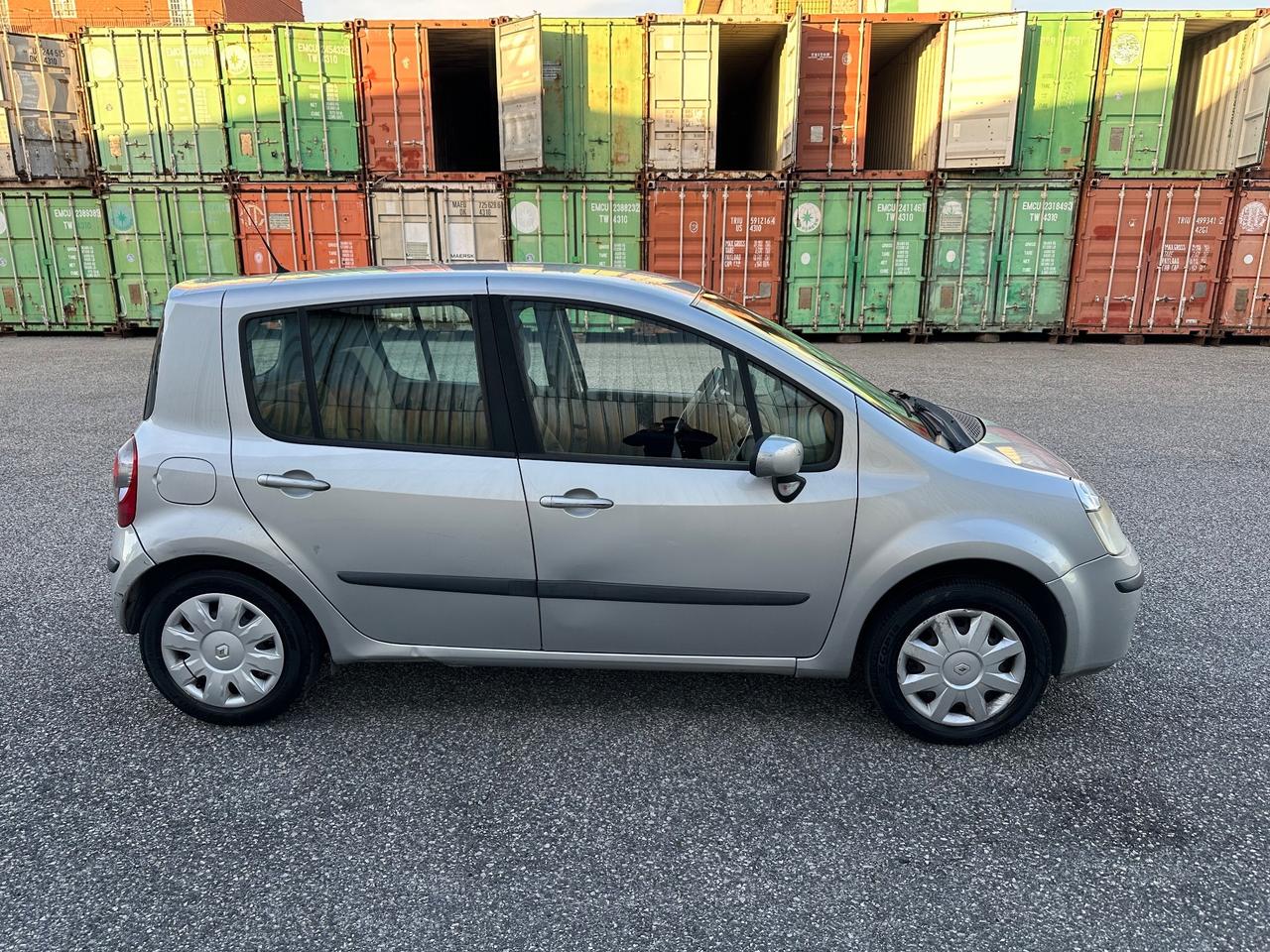 Renault Modus 1.2 16V Dynamique GPL AUTOMATICA