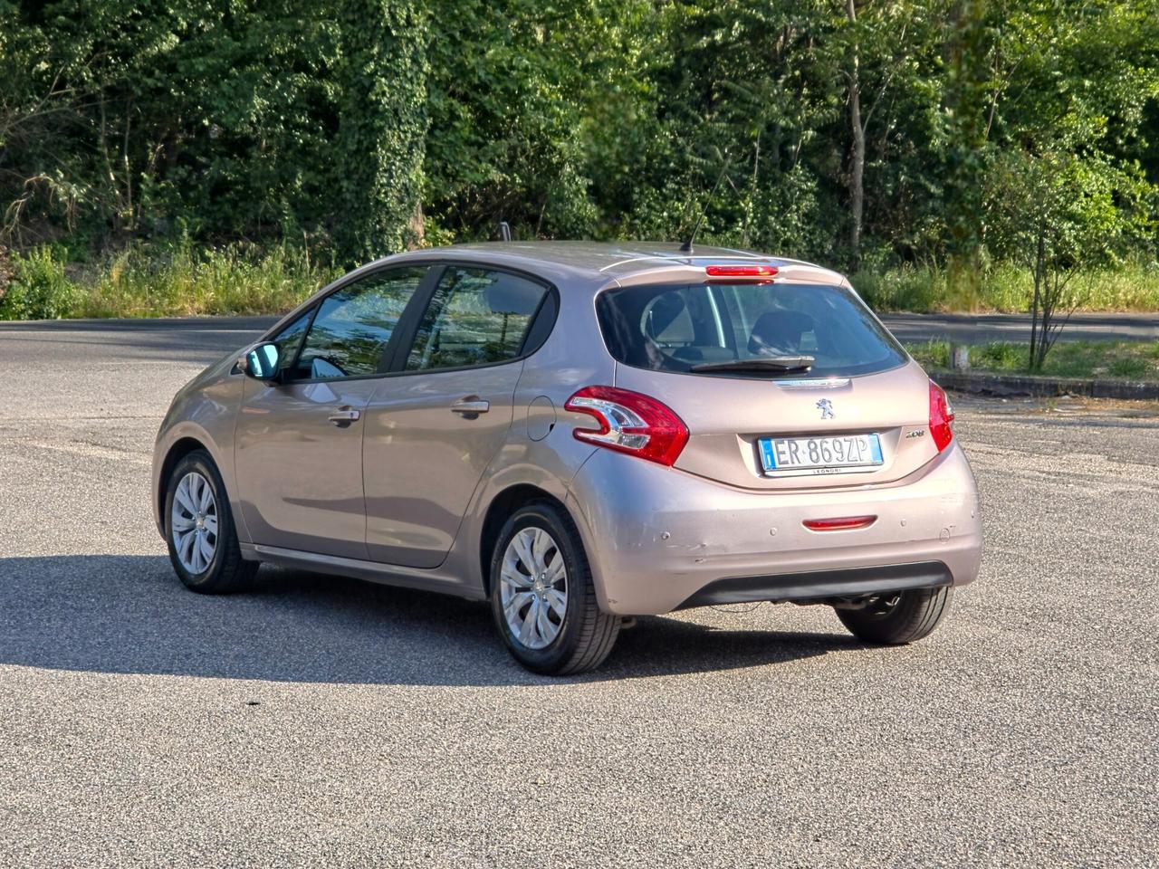 Peugeot 208 1.2 VTi 82 CV 5 porte Allure 2013-E5B Manuale NEO