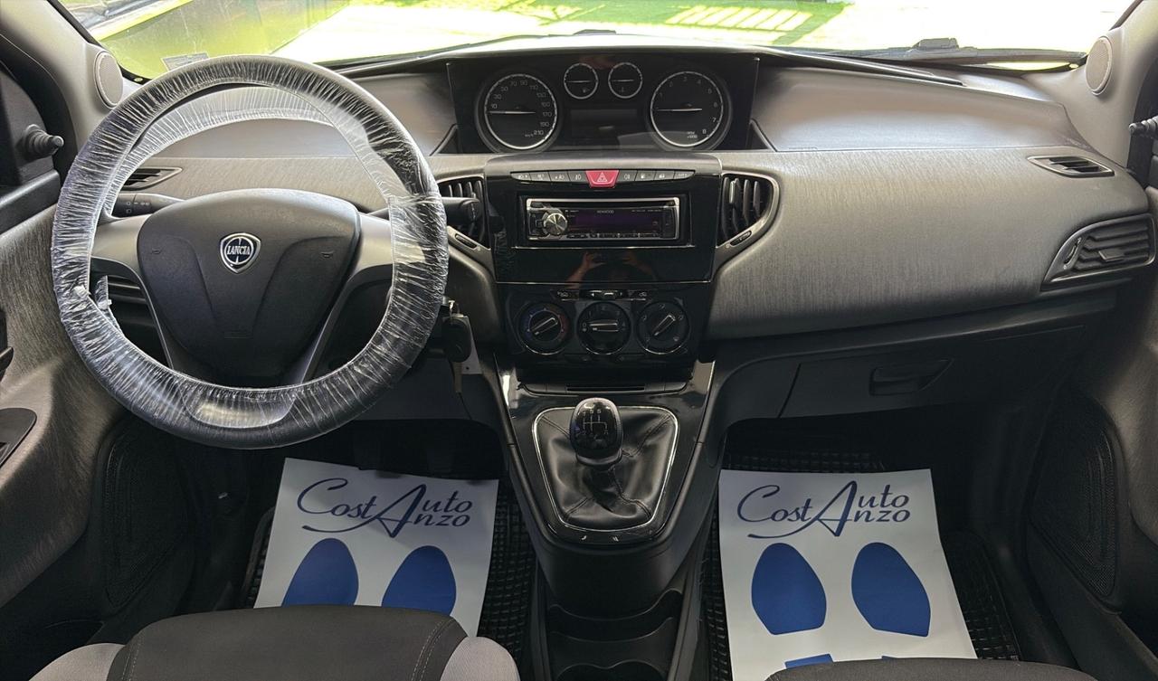 Lancia Ypsilon 1.2 GPL Ecochic Gold 2013