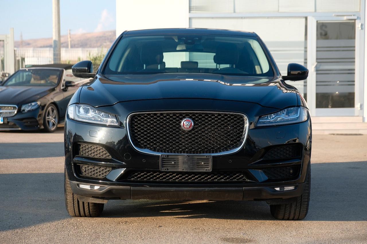 Jaguar F-Pace 2.0 D 180 CV Portfolio