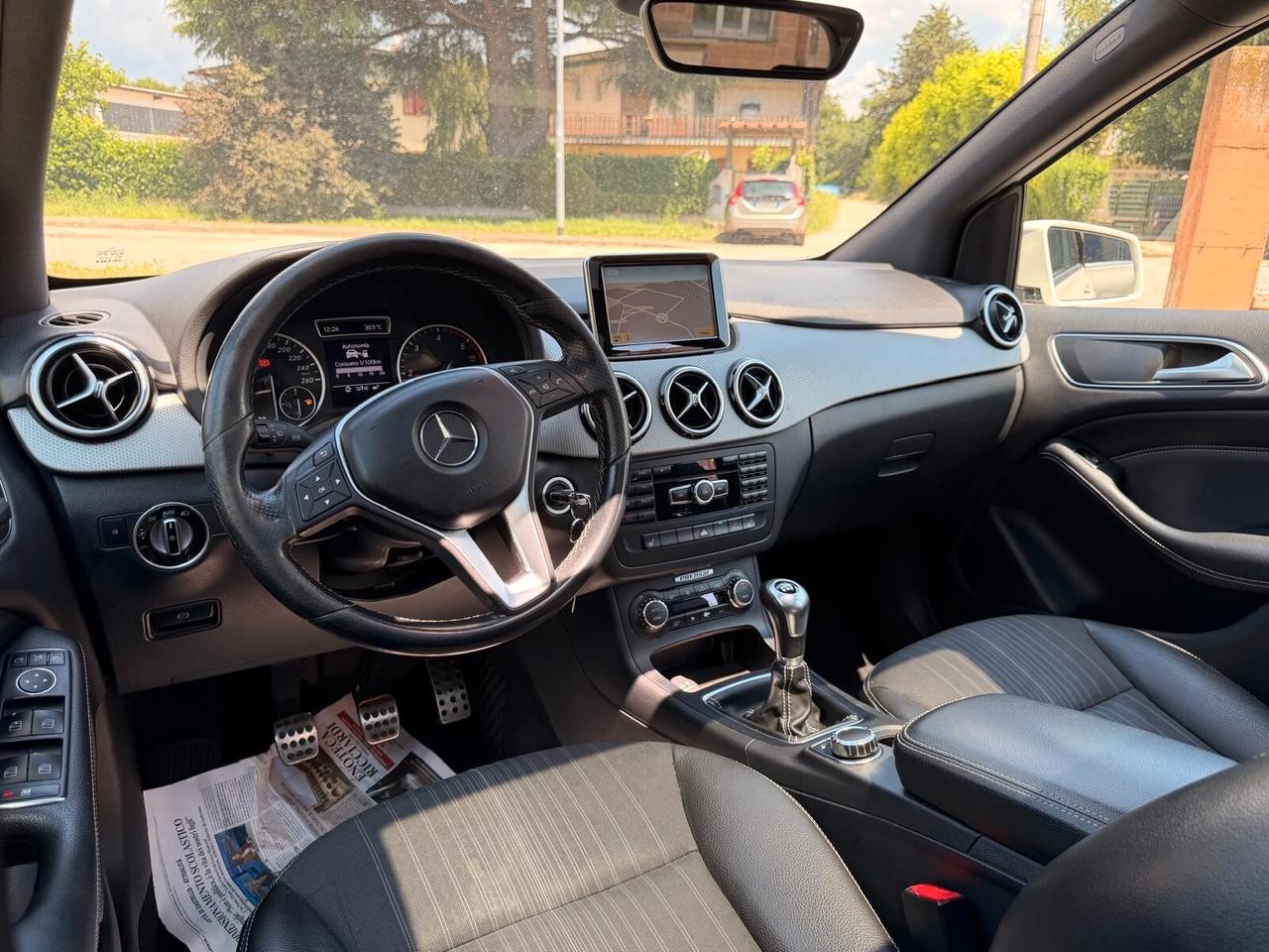Mercedes-benz B 200 CDI BlueEFFICIENCY Premium