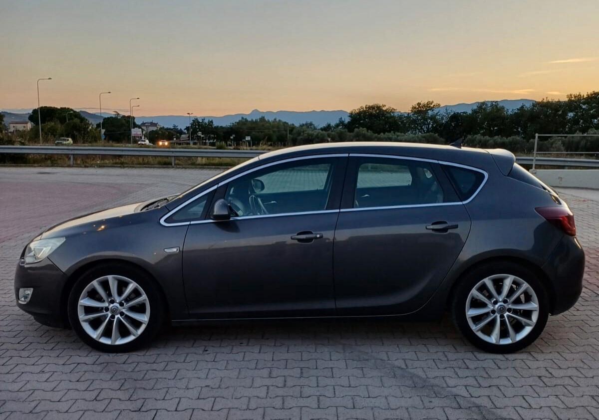 Opel Astra 1.7 diesel 110 cv