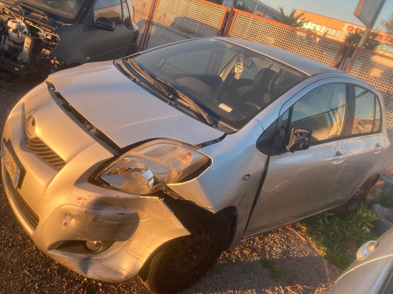 Toyota Yaris 1.3 5 porte M-MT Sol GPL NON MARCIANTE