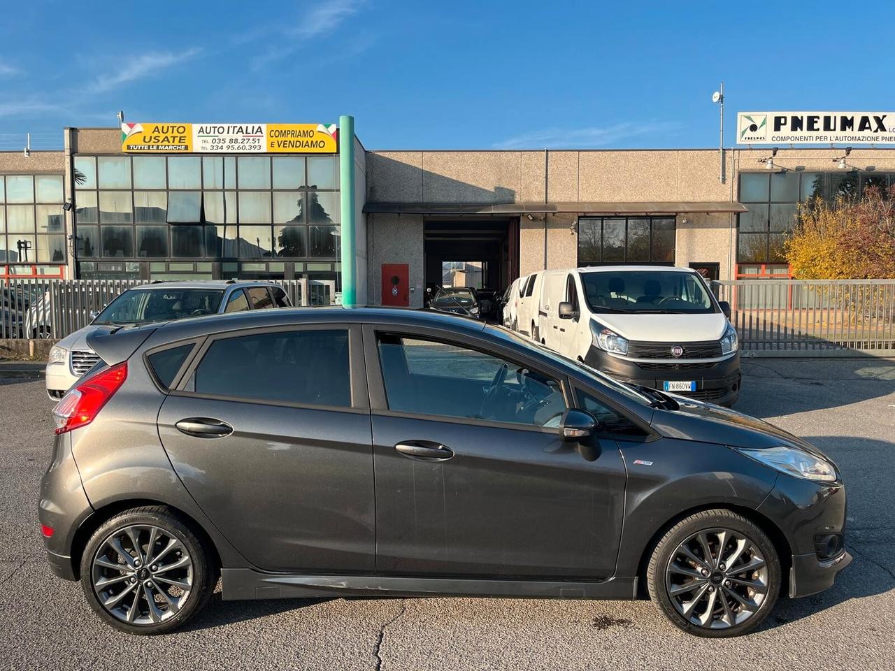 Ford Fiesta 1.5 TDCi 75CV 5 porte ST-Line