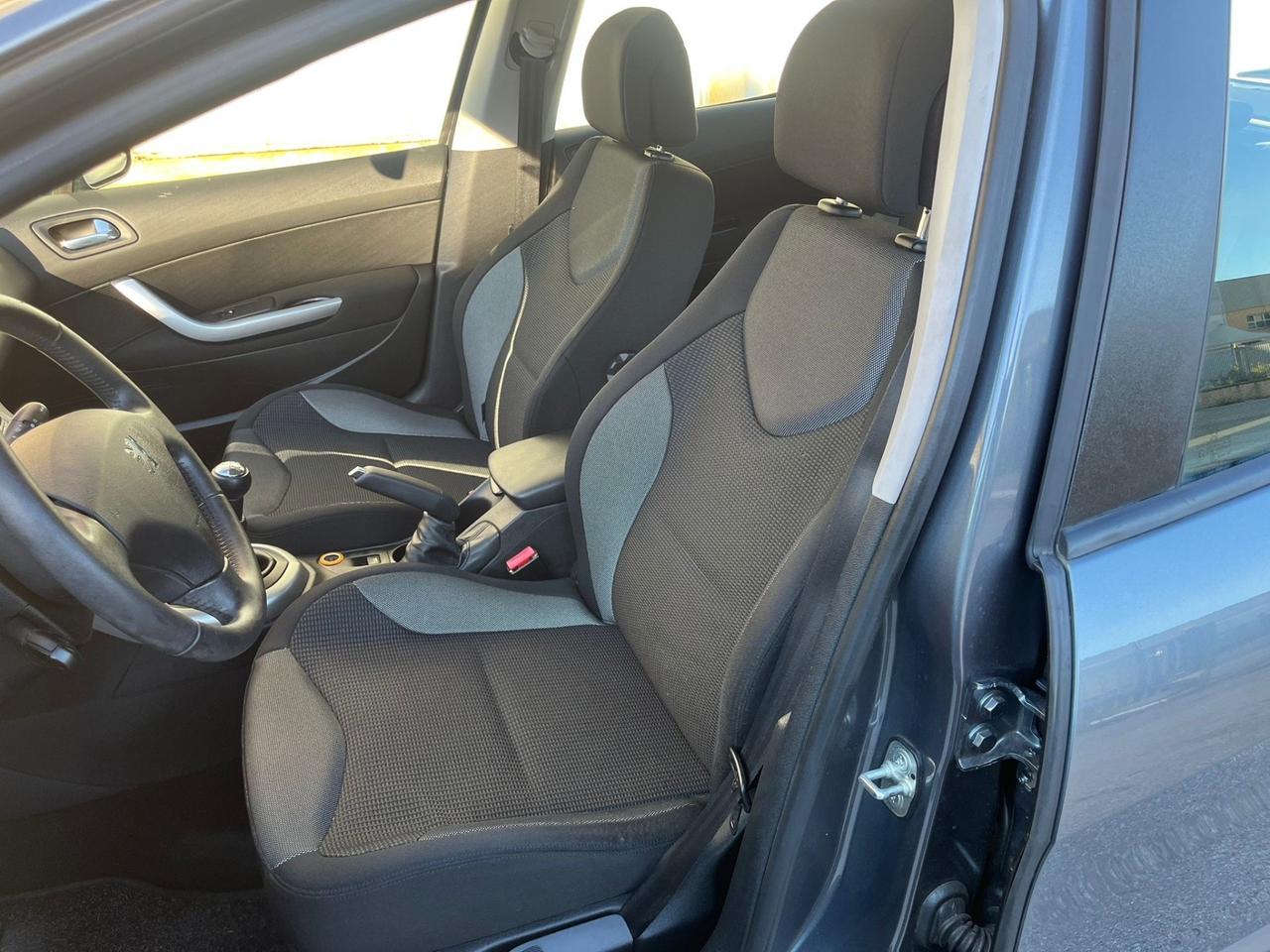 Peugeot 308 1.6 THP 150CV 5p. Féline 62000 km