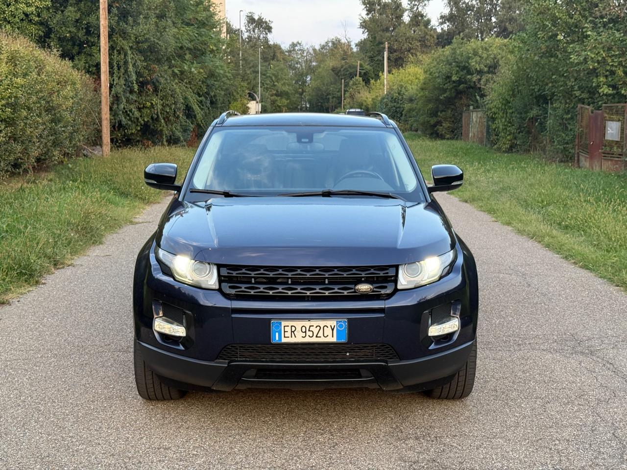 Land Rover Range Evoque 2.2 Sd4 5p. Pure