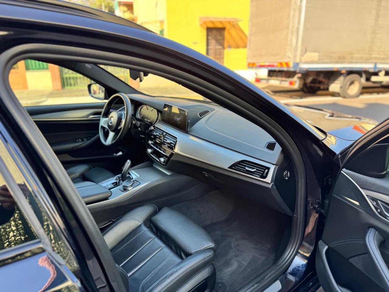 Bmw 520 520d xDrive Touring Msport