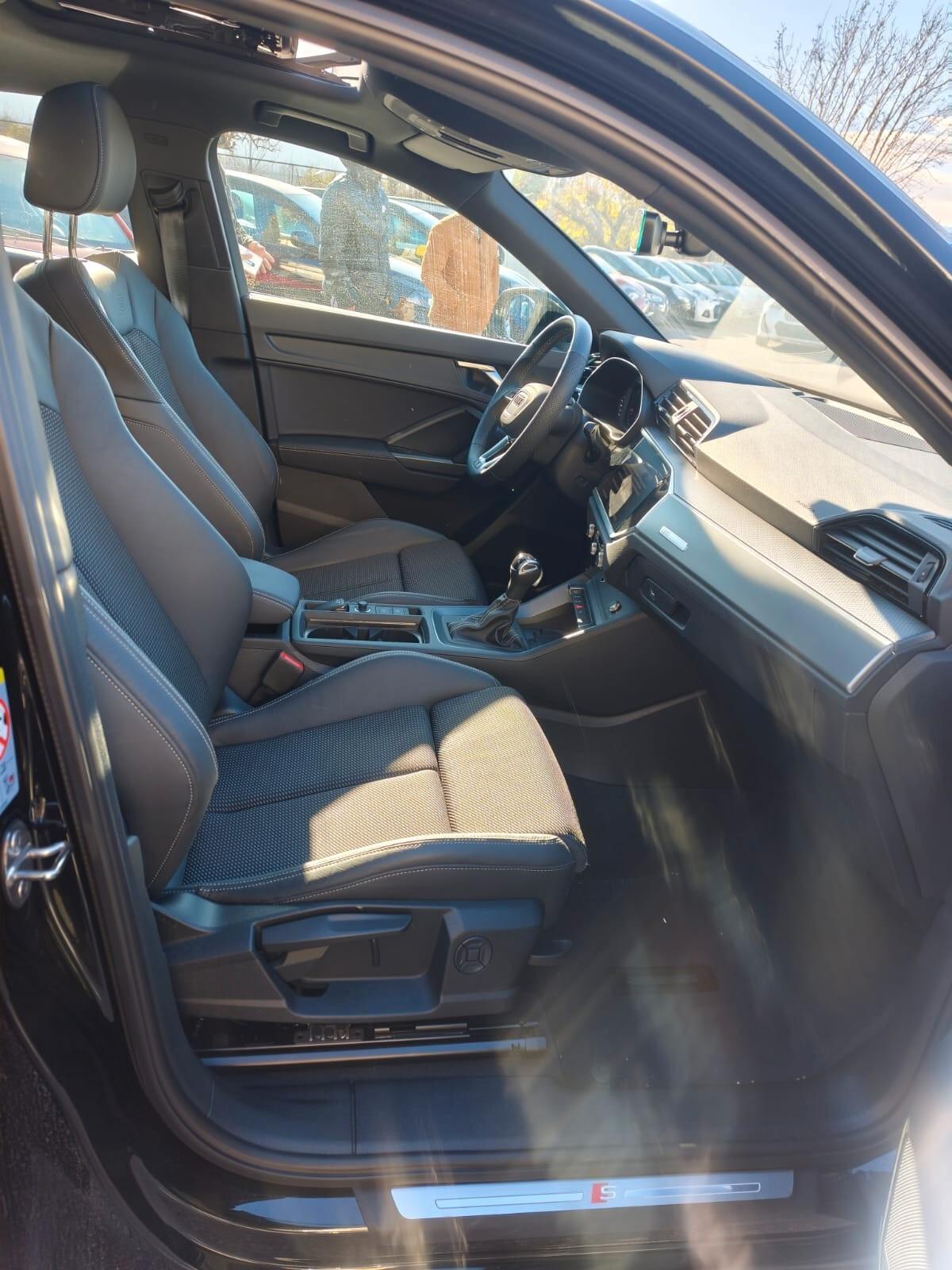 AUDI Q3 SPB 35TDI STRONIC SLINE TETTO APRIBILE