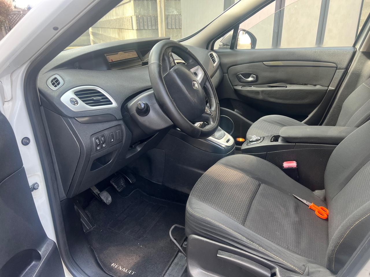 Renault Scenic Scénic X-Mod 1.9 dCi 130CV Dynamique