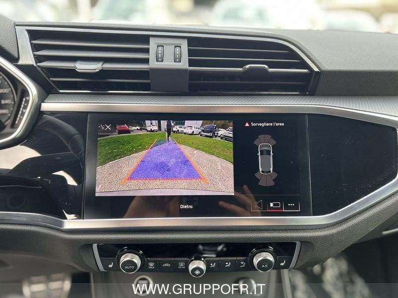 Audi Q3 SPB 35 TFSI Identity Black