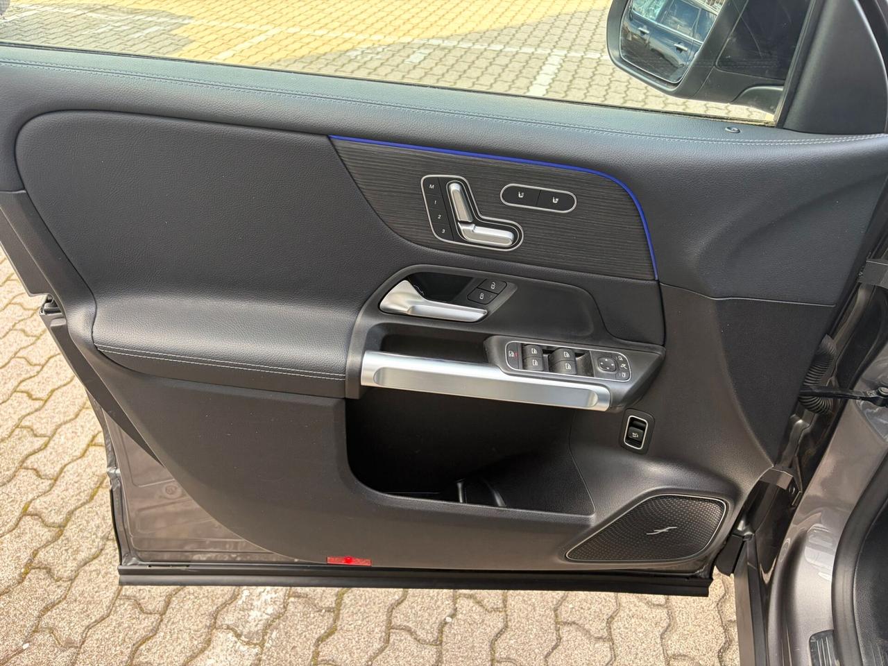 Mercedes-Benz GLB 250 Sport Plus 4matic auto 7posti MOTORE RUMOROSO