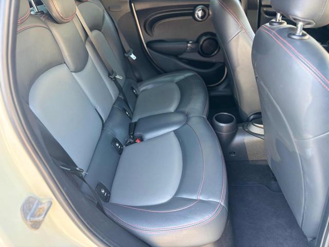 MINI Cooper D 1.5 Cooper D Business AUTO XL 5 porte