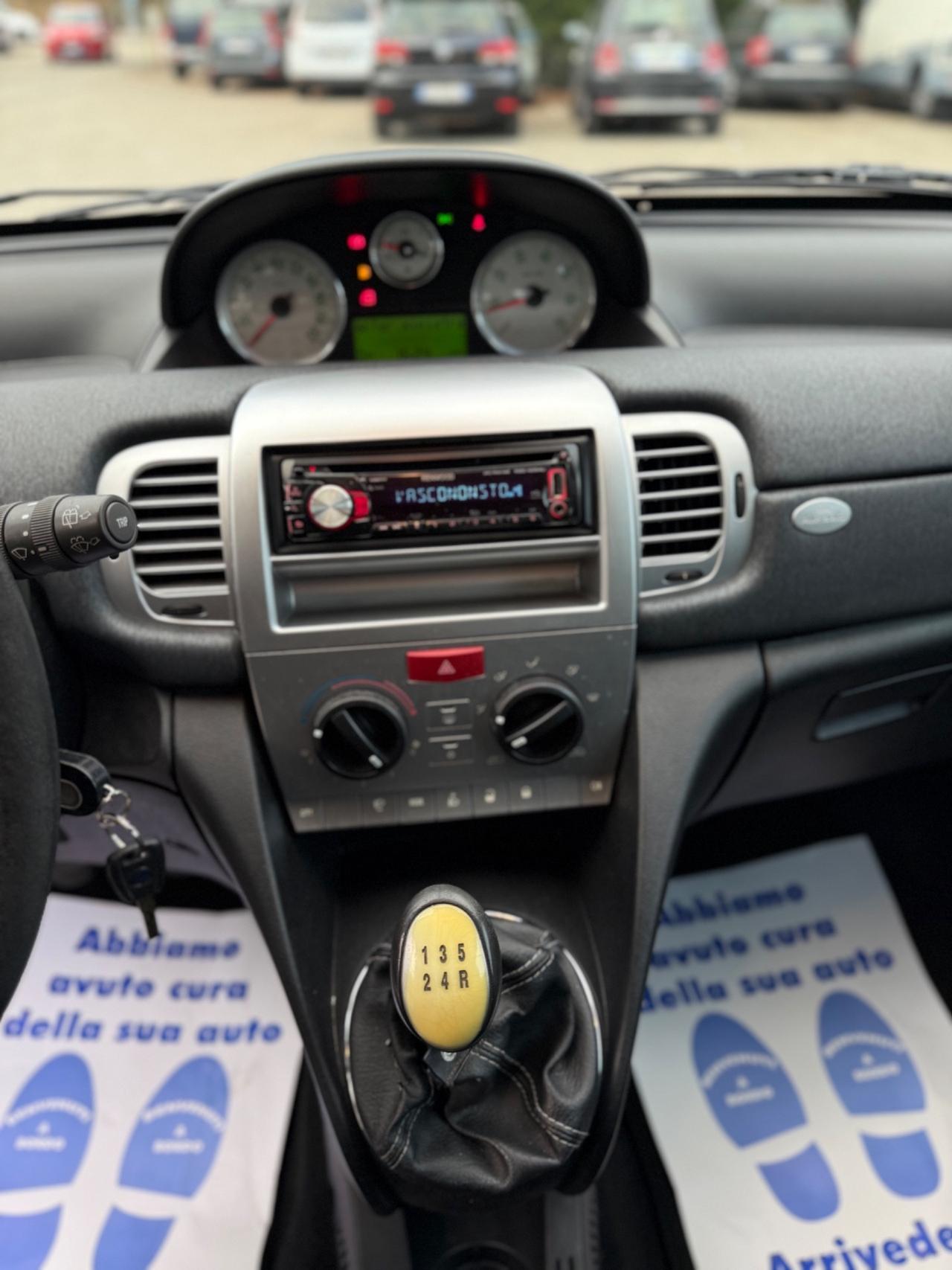 Lancia Ypsilon 1.4 Platinum Ecochic GPL