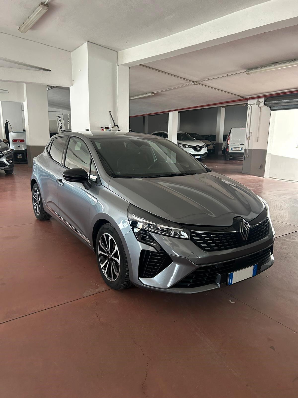 Renault Clio TCe 90 CV 5 porte Techno