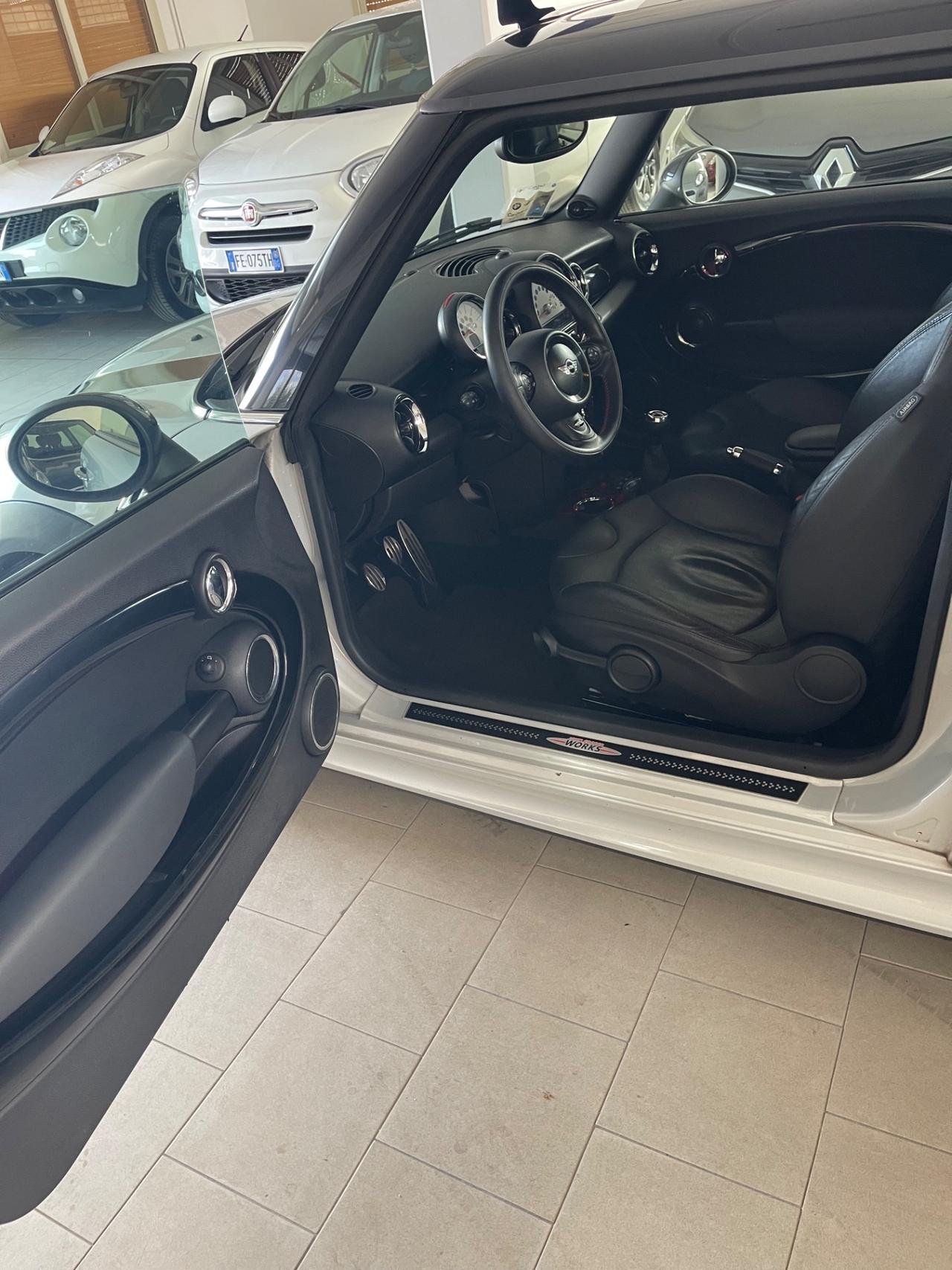 Mini John Cooper Works Coupe 1.6 S Coupé