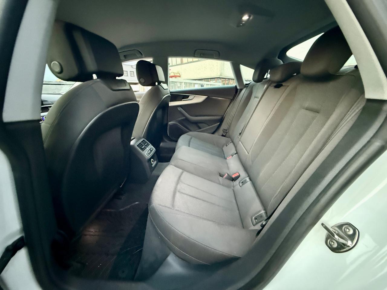 Audi A5 SPB 40 g-tron S tronic line edition 2020