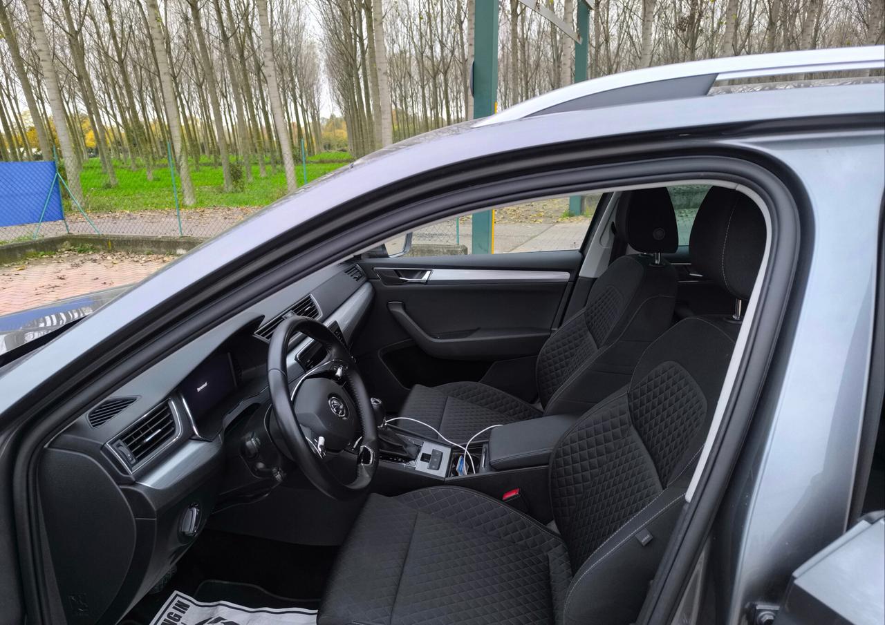 Skoda Superb 2.0 TDI EVO 150 CV SCR DSG Wagon Executive