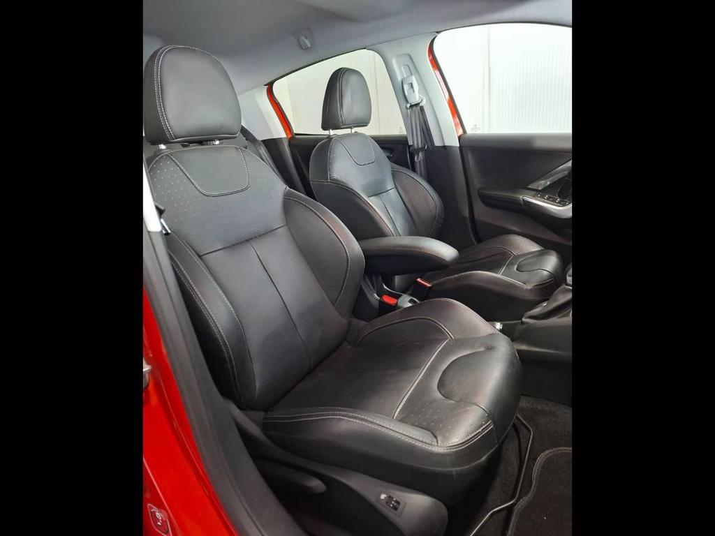 Peugeot 208 5 Porte 1.2 PureTech Allure