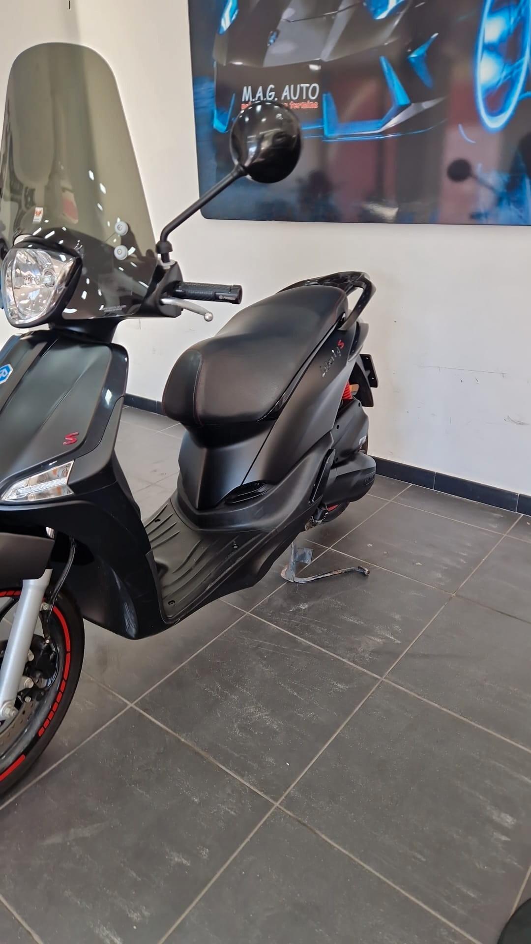Piaggio Liberty S 50 sport