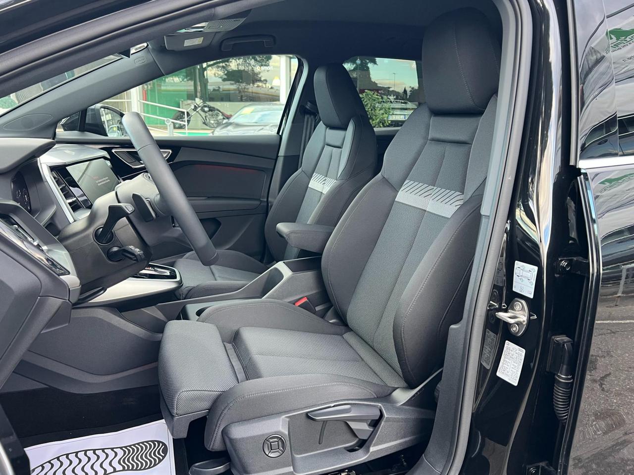 Audi Q4 e-tron 45 S line edition quattro 286cv