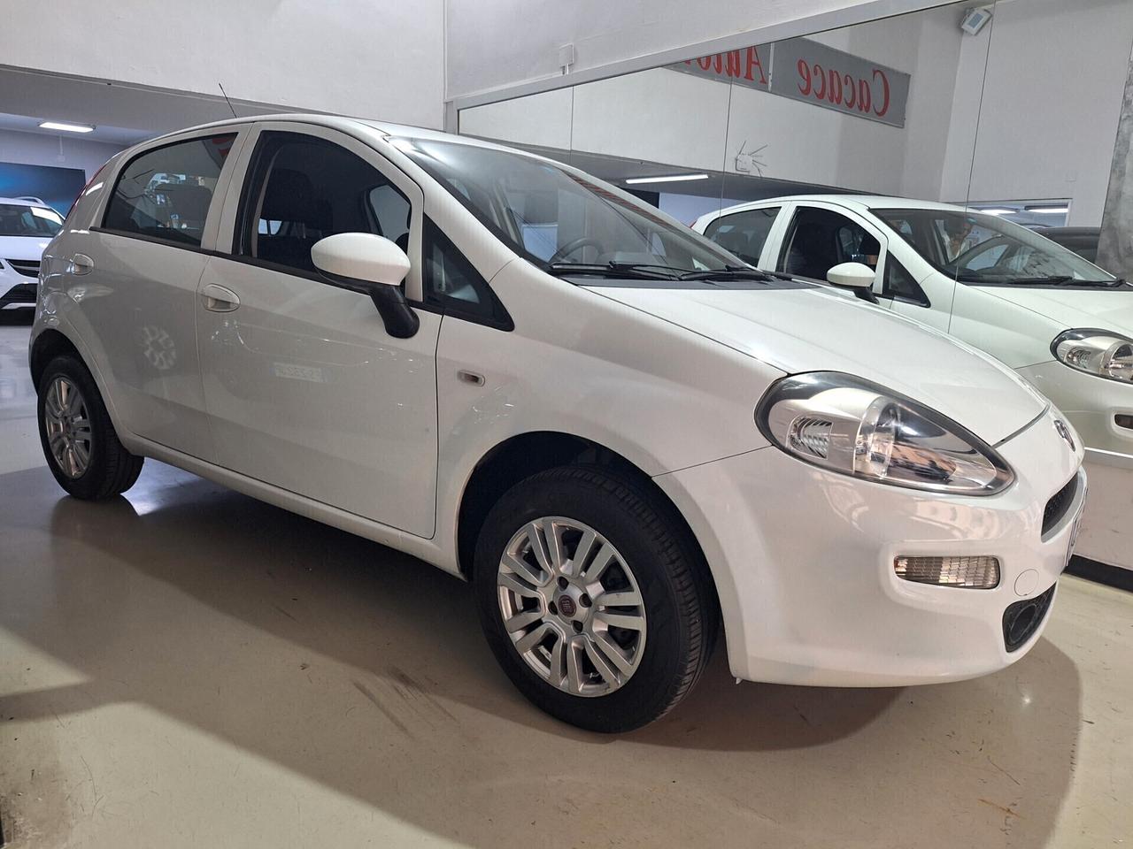 Fiat Punto 1.4 Natural Power 77CV Lounge 2017